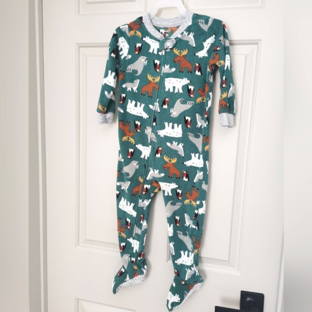 2/$15 Carter's fleece sleeper size 2